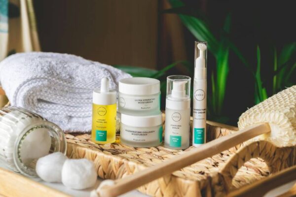 poko-skincare-kOVfTTneHpc-unsplash (1)